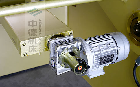 ZDS-640后檔料減速電機(jī)，質(zhì)量好，模擬運(yùn)算定位速度快.jpg